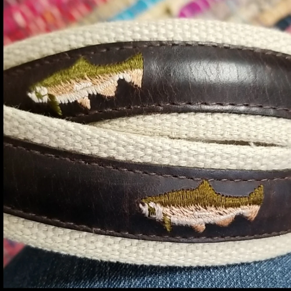 VTG Columbia Mens Fishing Hunting Leather Belt